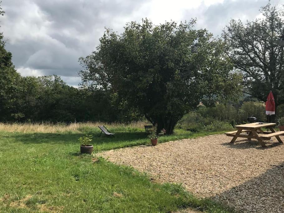 Maison De Bois En Pleine Nature A 20 Min De Beaune Montceau-et-Echarnant المظهر الخارجي الصورة
